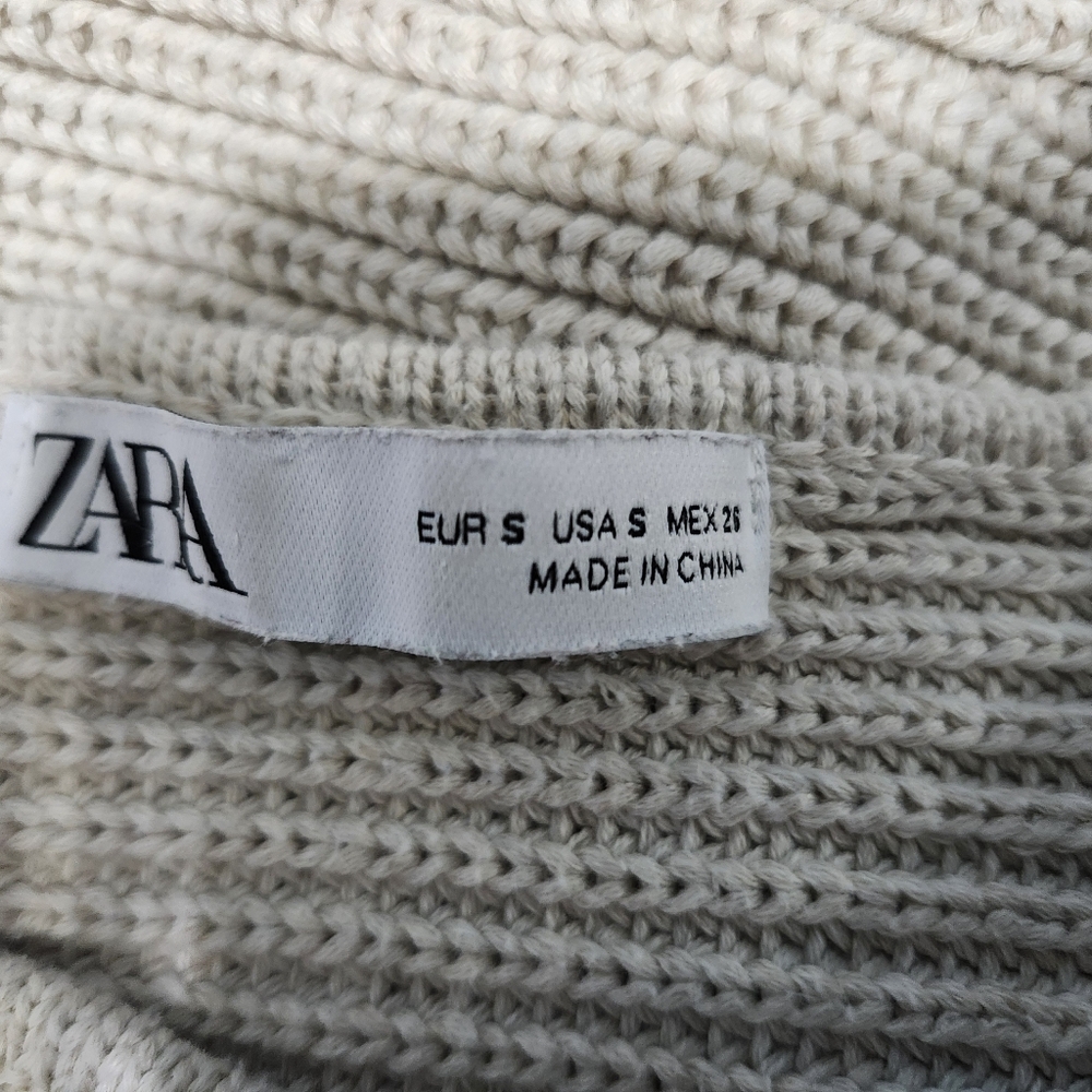 Sweater - Picture 3 of 4